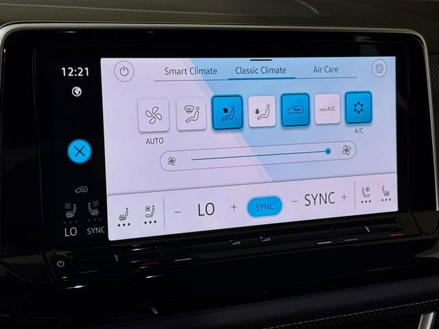 New 2026 Volkswagen Atlas Cross Sport SEL R-Line image 10