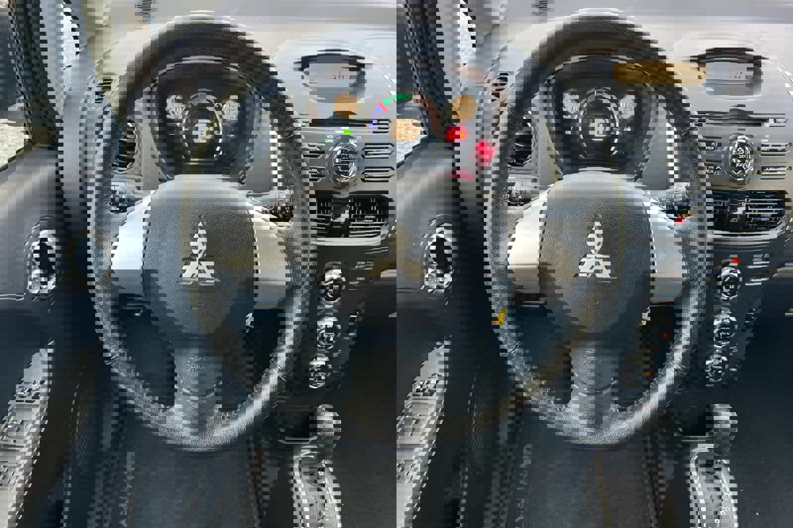 Used 2016 Mitsubishi i ES image 14