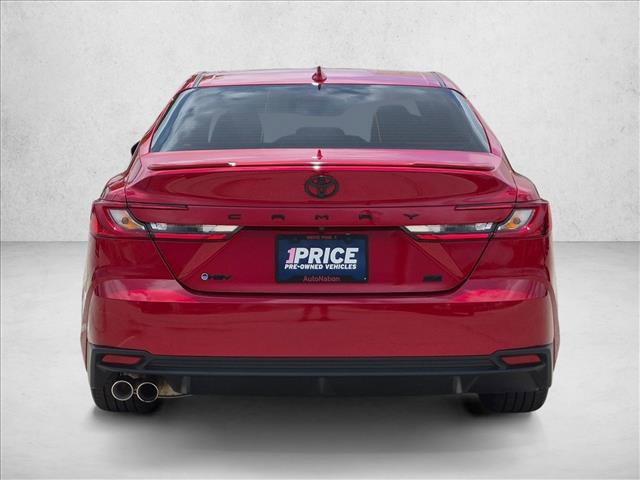 Used 2025 Toyota Camry SE w/ Convenience Package FWD image 7
