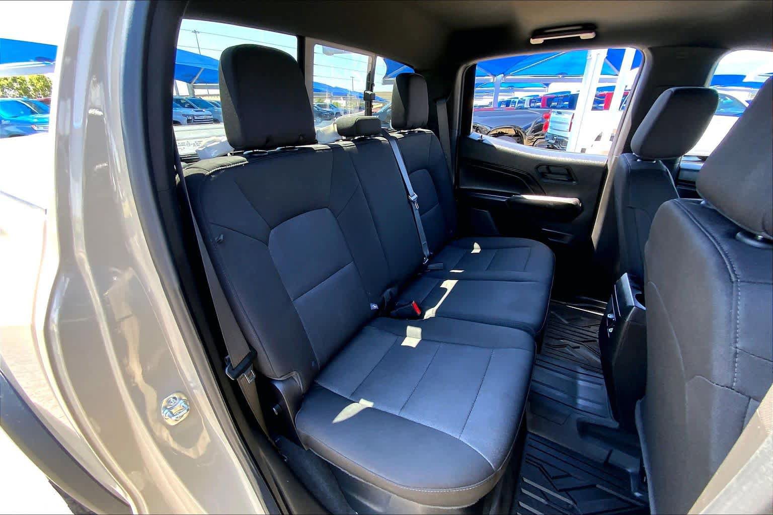 Used 2024 Chevrolet Colorado Trail Boss w/ Technology Package AWD/4WD image 20