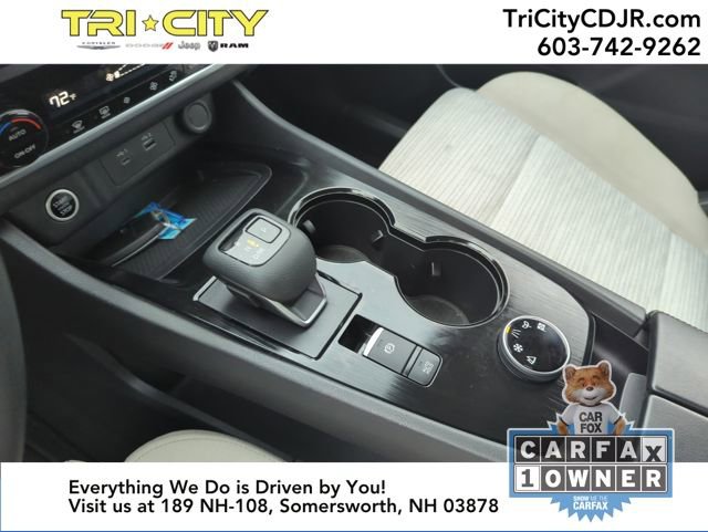 Used 2023 Nissan Rogue SV image 32