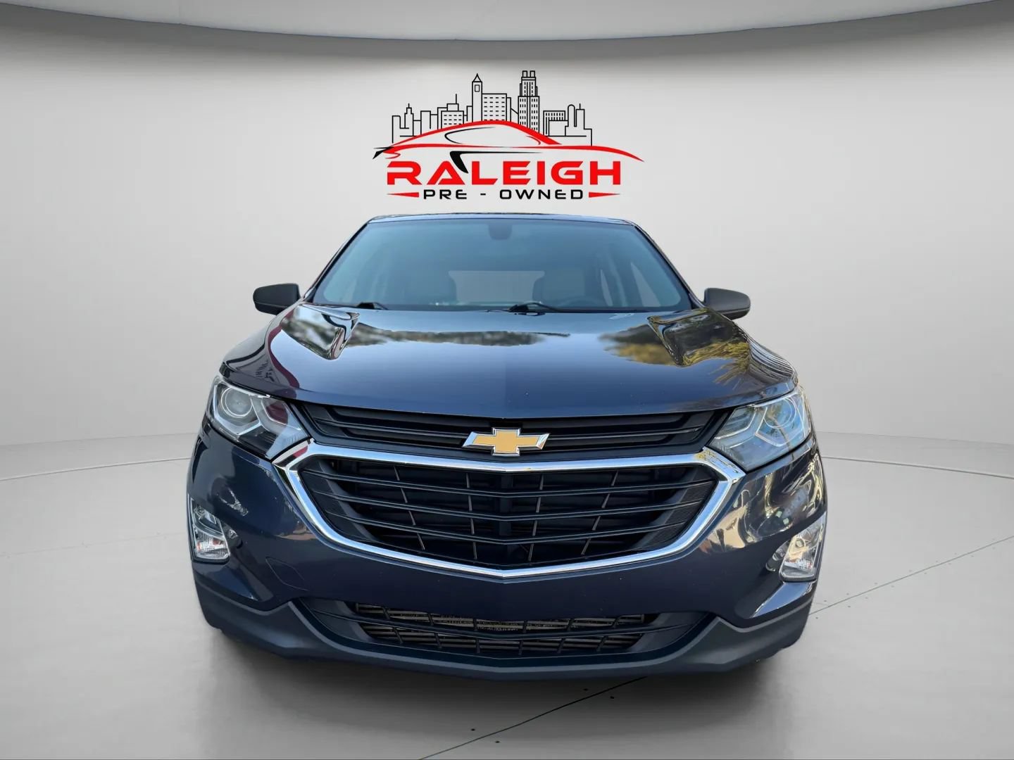 Used 2019 Chevrolet Equinox LS AWD/4WD image 3