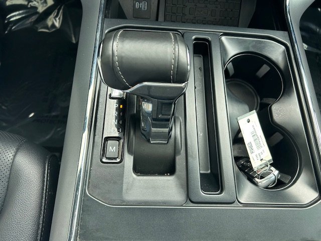 Used 2023 Ford F150 Lariat w/ Equipment Group 502A High AWD/4WD image 32