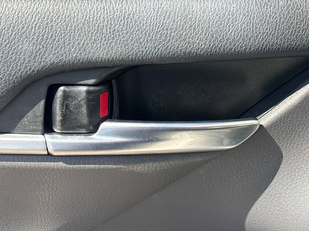 Used 2023 Toyota Camry LE image 7