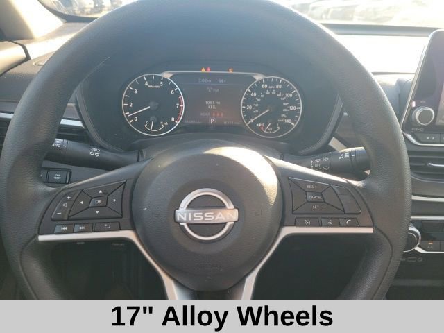 Used 2024 Nissan Altima 2.5 SV image 10