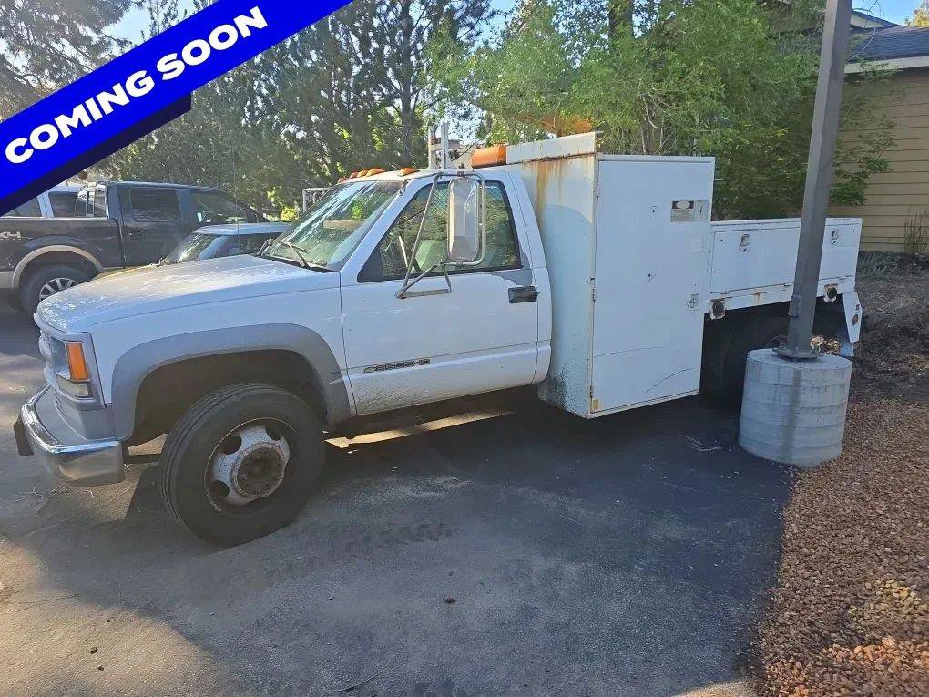 Used 2000 Chevrolet Silverado 3500 2WD Regular Cab HD image 1