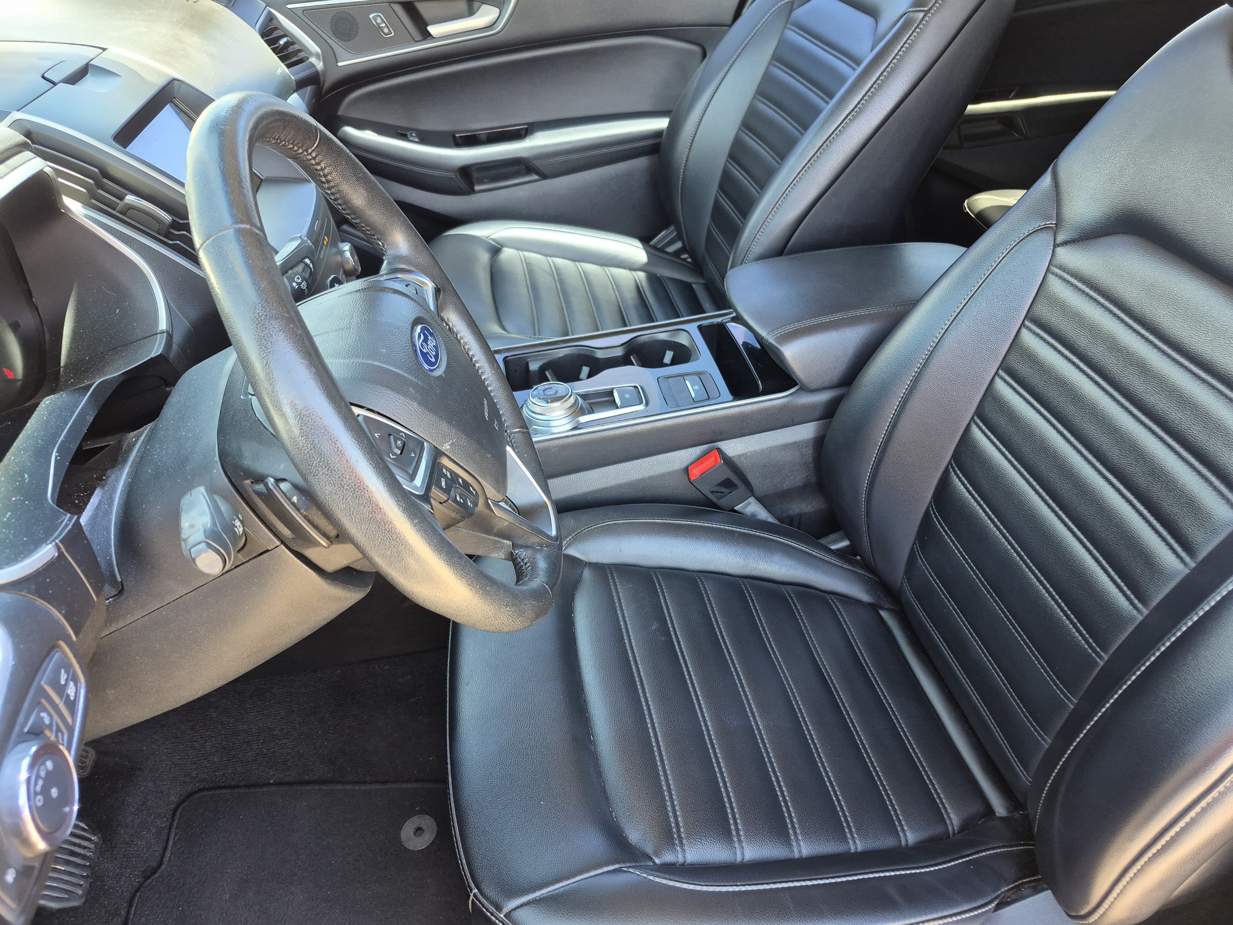Used 2019 Ford Edge SEL w/ Equipment Group 201A AWD/4WD image 16