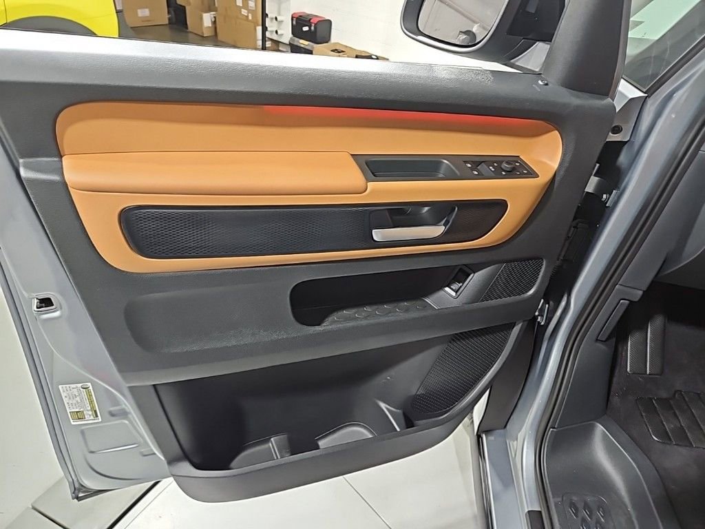 New 2025 Volkswagen ID. Buzz Pro S image 10