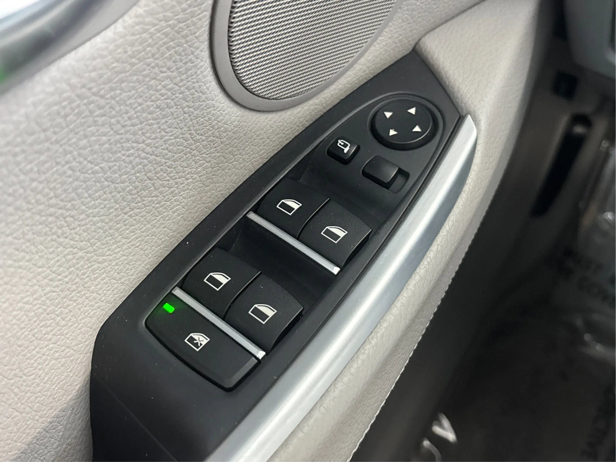 Used 2011 BMW 535i xDrive AWD/4WD image 41