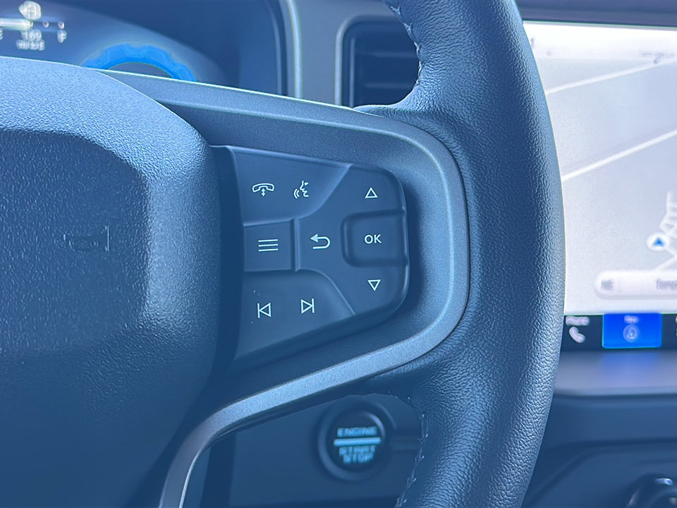 Used 2025 Ford Bronco Outer Banks image 29