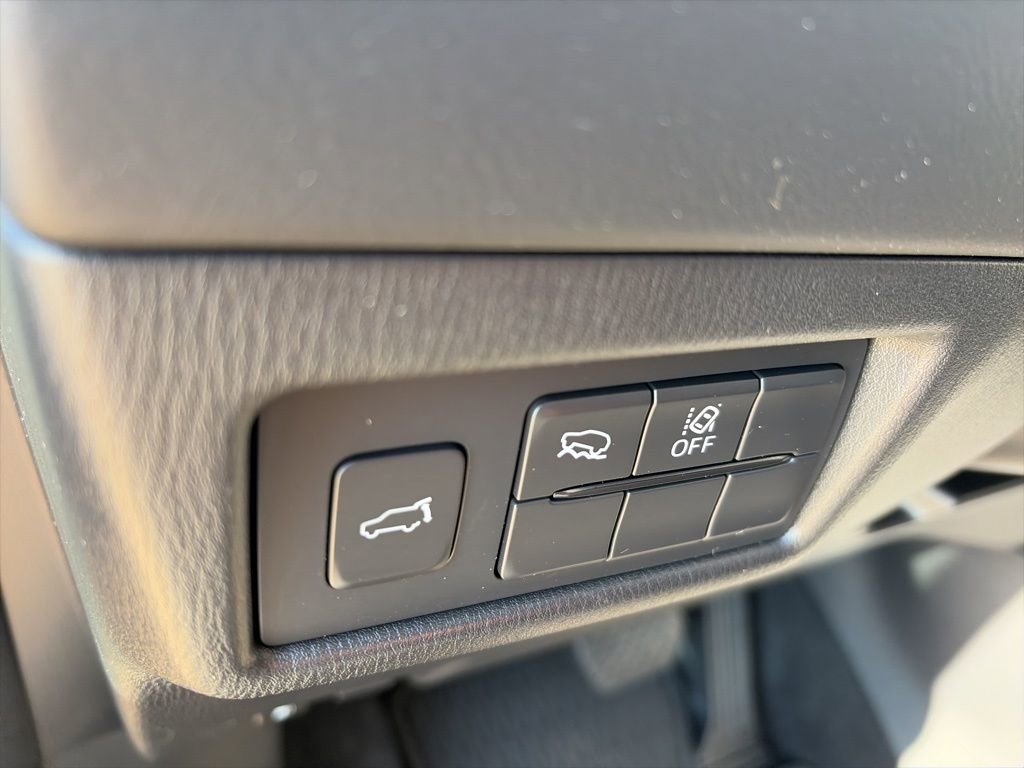 Used 2023 MAZDA CX-5 Carbon Edition image 13