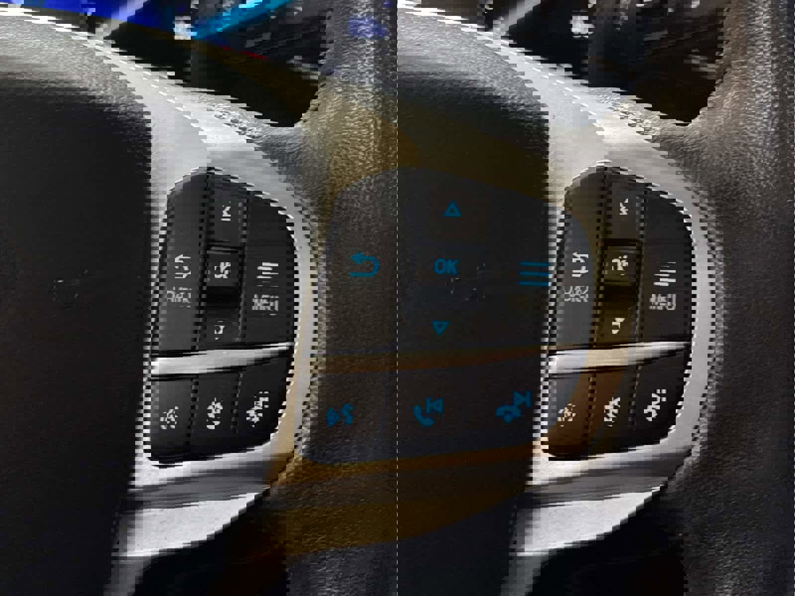 Used 2022 Ford Explorer Limited w/ Limited Technology Package image 15