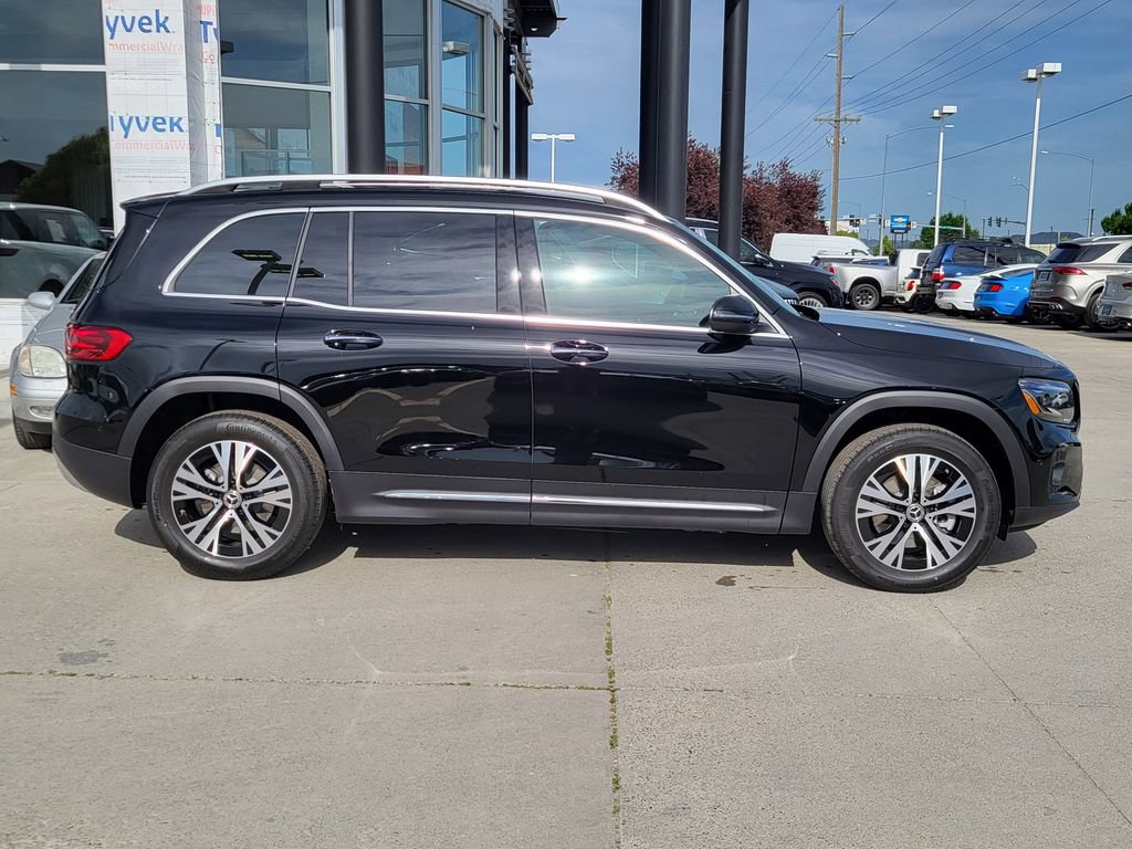 Used 2025 Mercedes-Benz GLB 250 4MATIC image 43