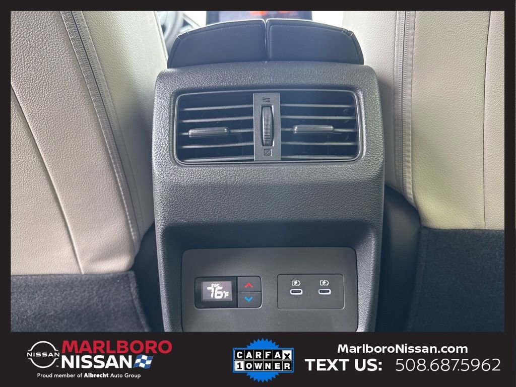 Certified 2025 Nissan Rogue SL w/ Tech Package image 19