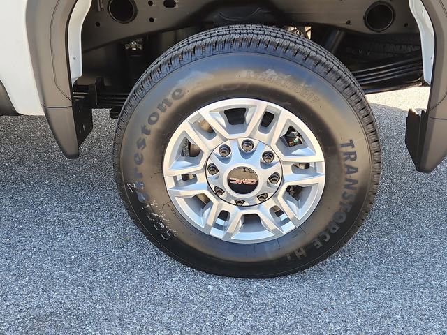 New 2026 GMC Sierra 2500 SLE image 7