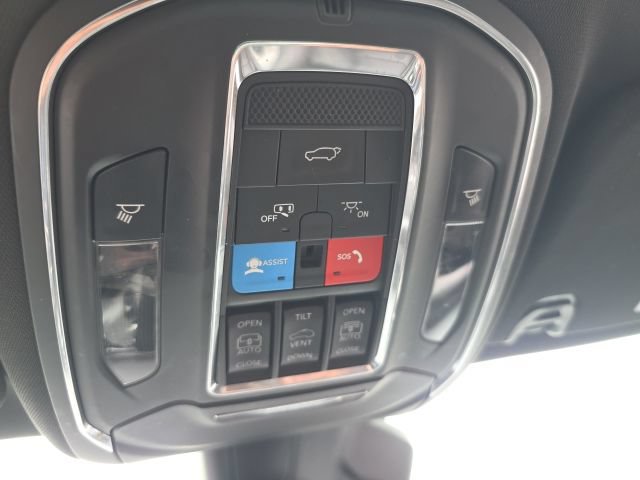 Used 2024 Jeep Wagoneer Series II w/ Convenience Group I AWD/4WD image 37