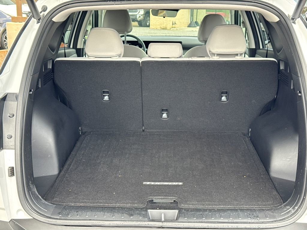 Certified 2025 Hyundai Tucson SEL FWD image 18