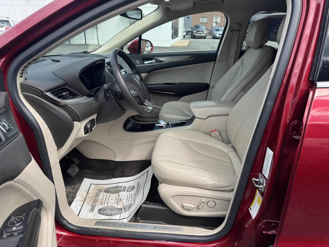 Used 2017 Lincoln MKC Premiere AWD/4WD image 13