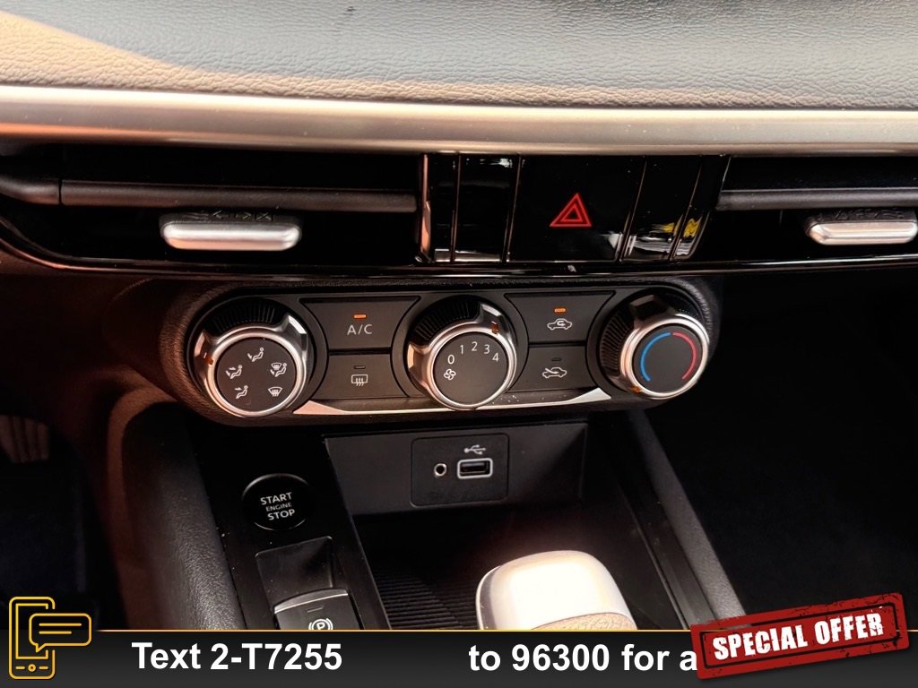 Used 2025 Nissan Kicks S image 21