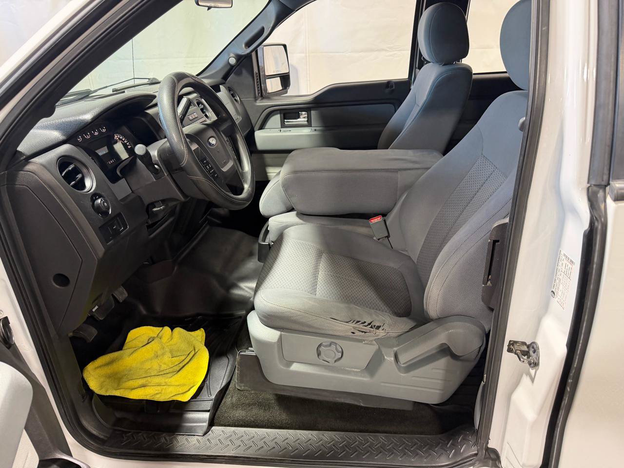 Used 2013 Ford F150 STX w/ Mid Equipment Group AWD/4WD image 21