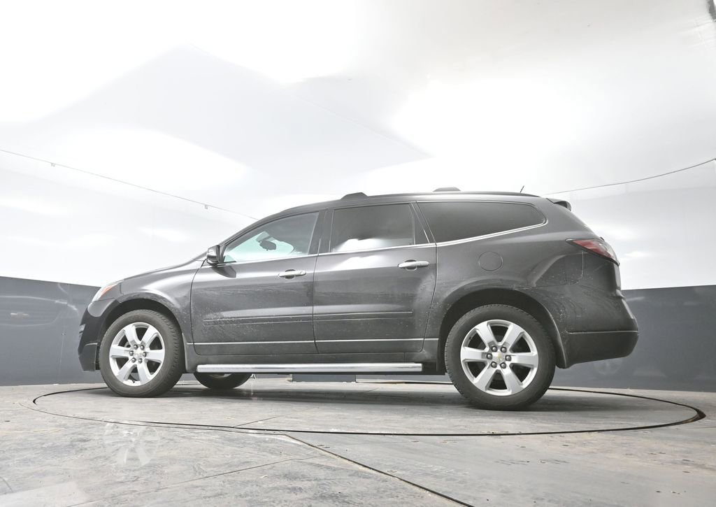 Used 2016 Chevrolet Traverse LT w/ Style and Technology Package image 29