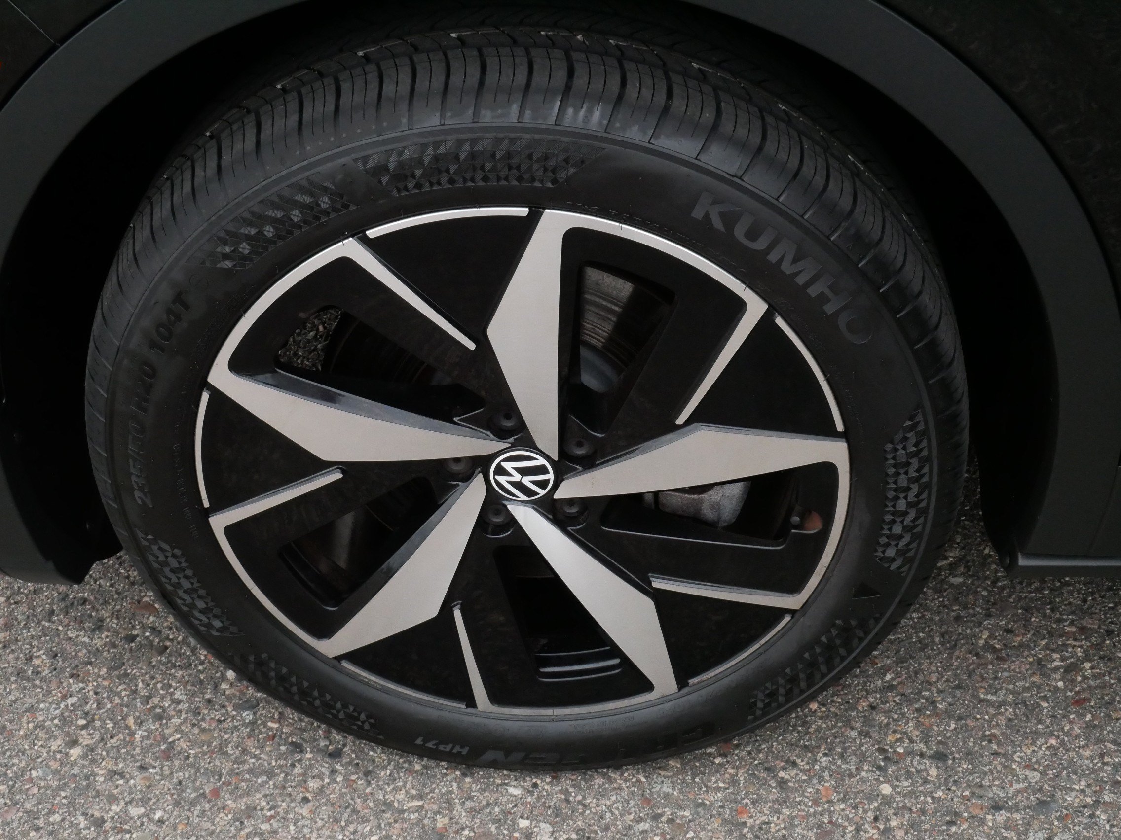 Certified 2023 Volkswagen ID.4 Pro S AWD/4WD image 15