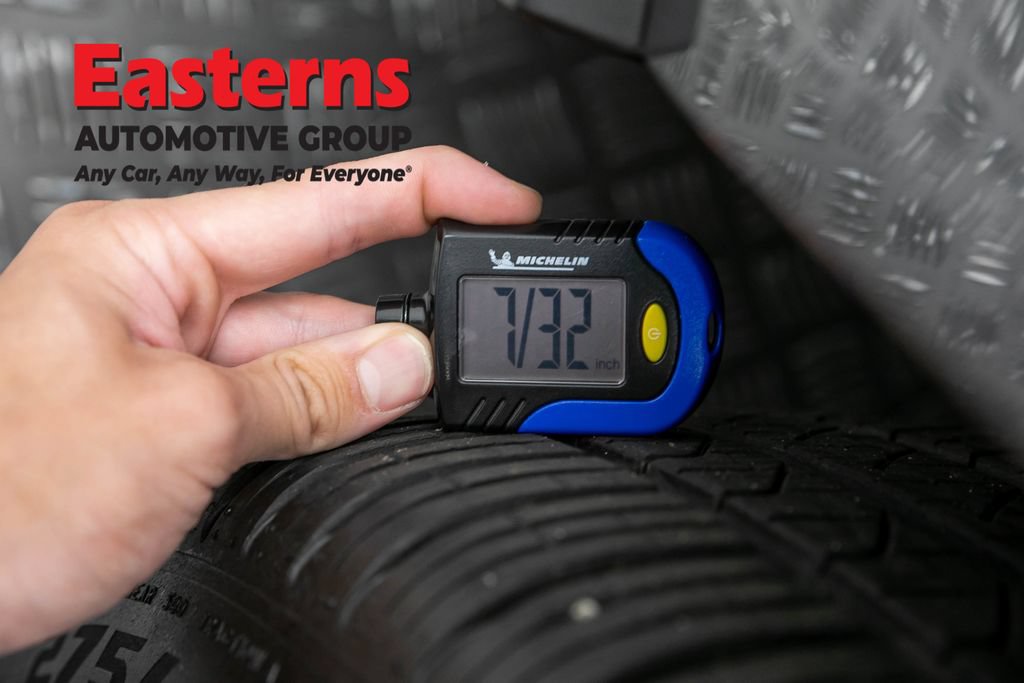 Used 2023 Mercedes-Benz GLE 350 4MATIC w/ AMG Line Exterior image 28