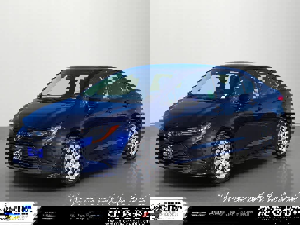 Used 2023 Toyota Corolla LE image 1