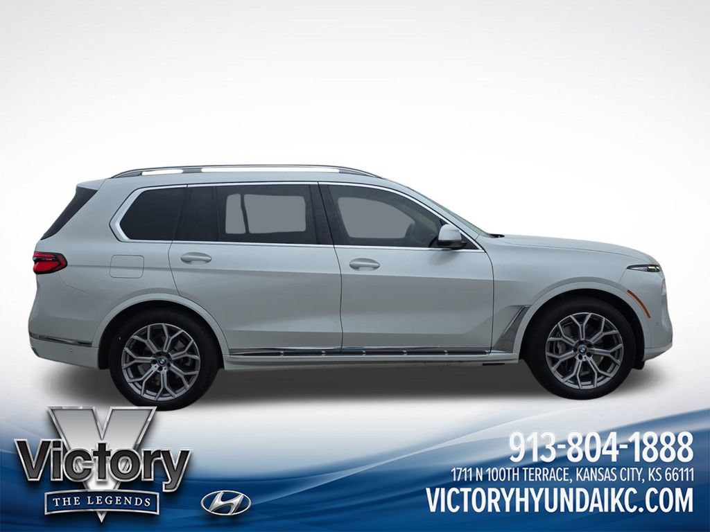 Used 2023 BMW X7 xDrive40i AWD/4WD image 6