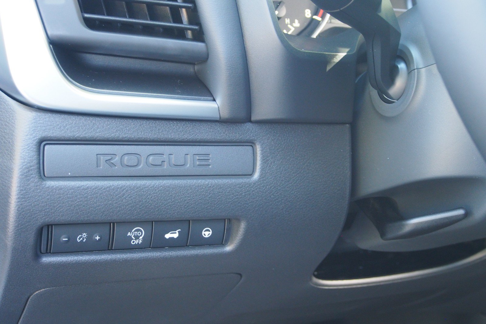 New 2026 Nissan Rogue Dark Armor FWD image 20