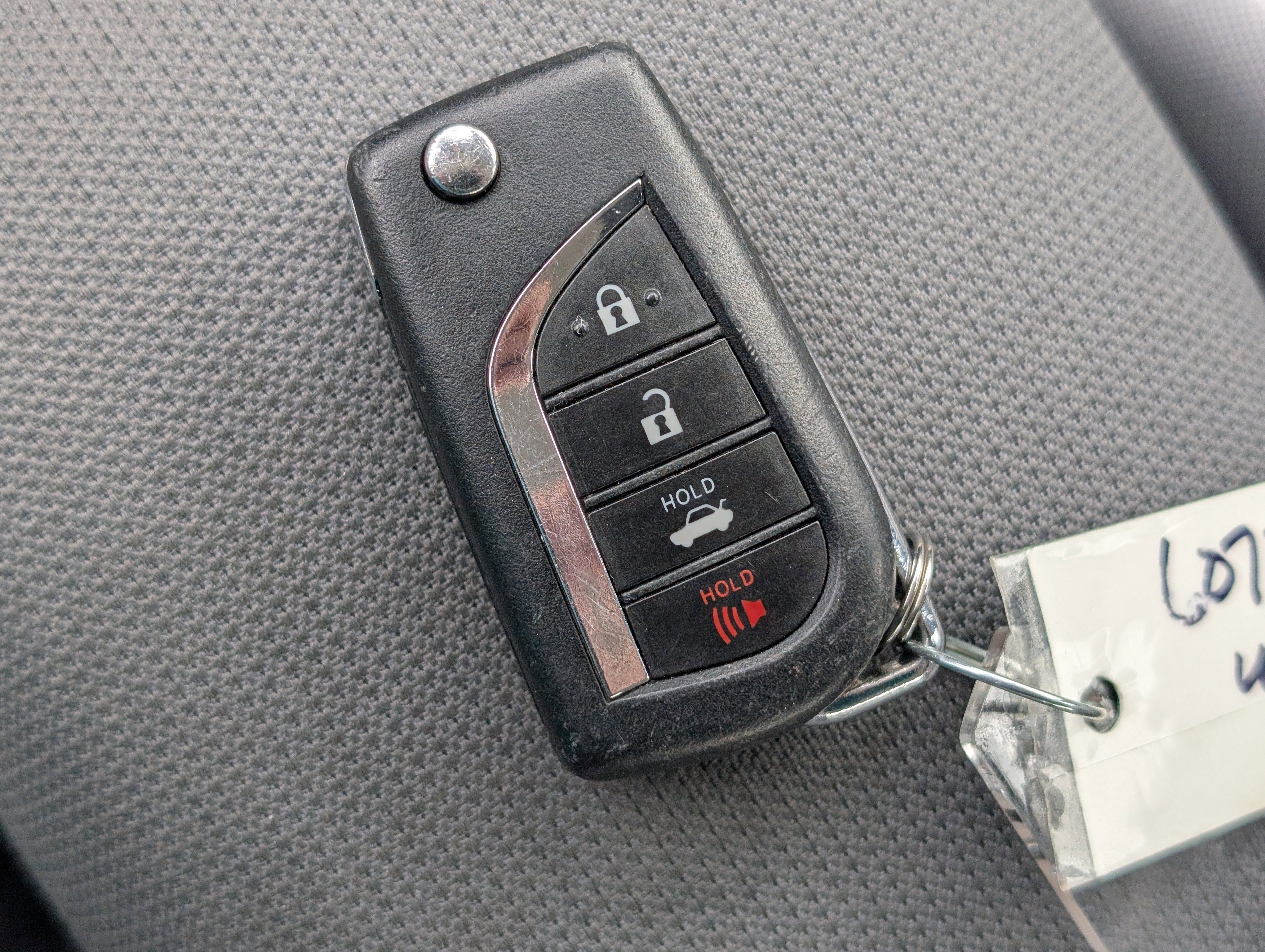 Used 2022 Toyota Corolla LE FWD image 28