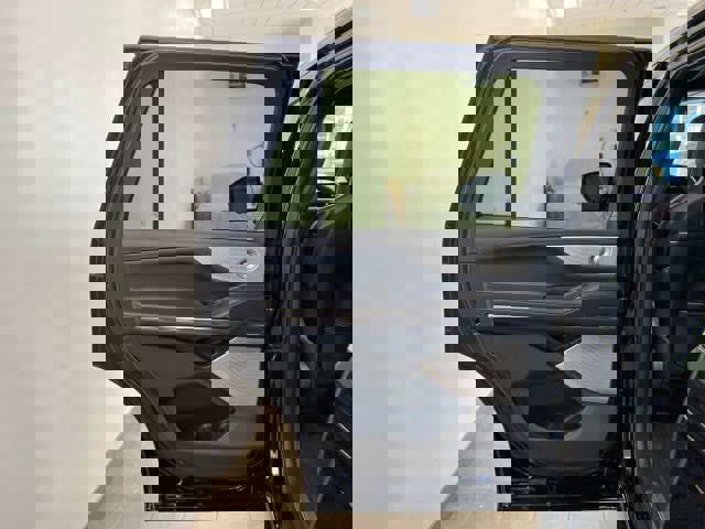 New 2025 Lincoln Navigator Black Label image 18