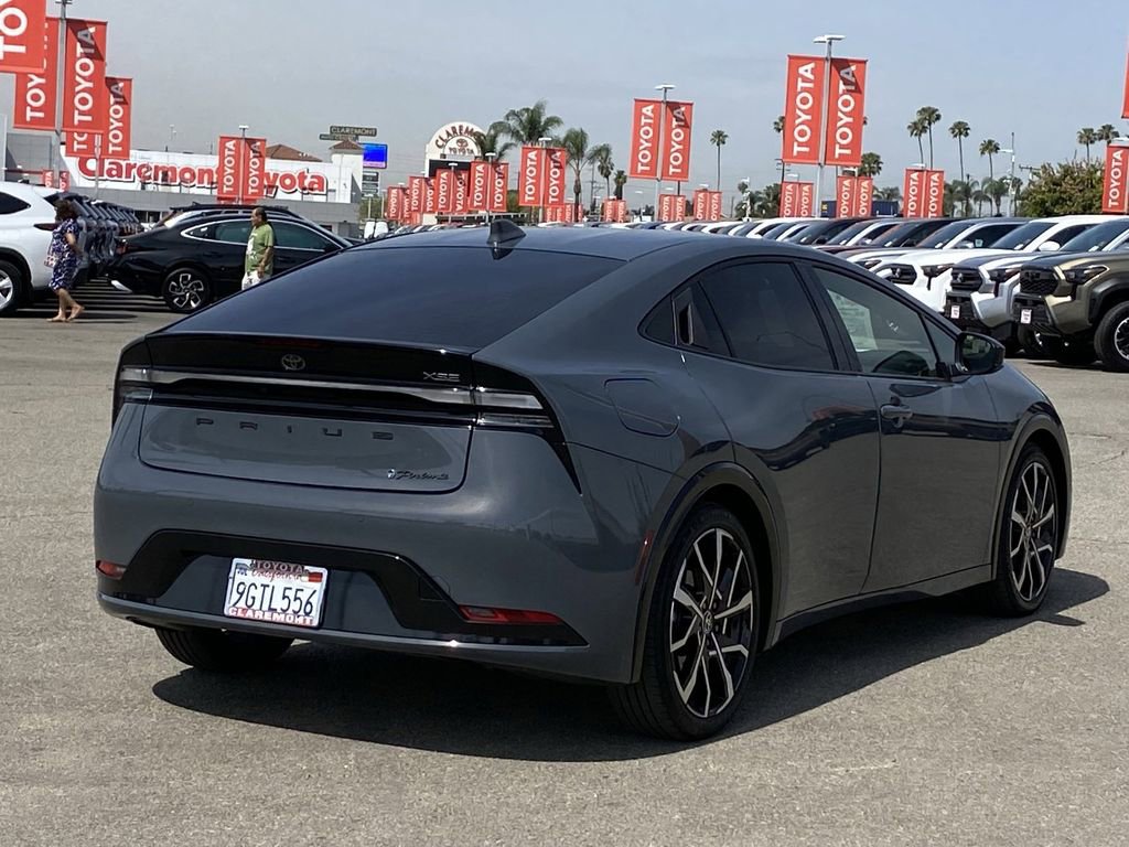 Used 2023 Toyota Prius Prime FWD image 42