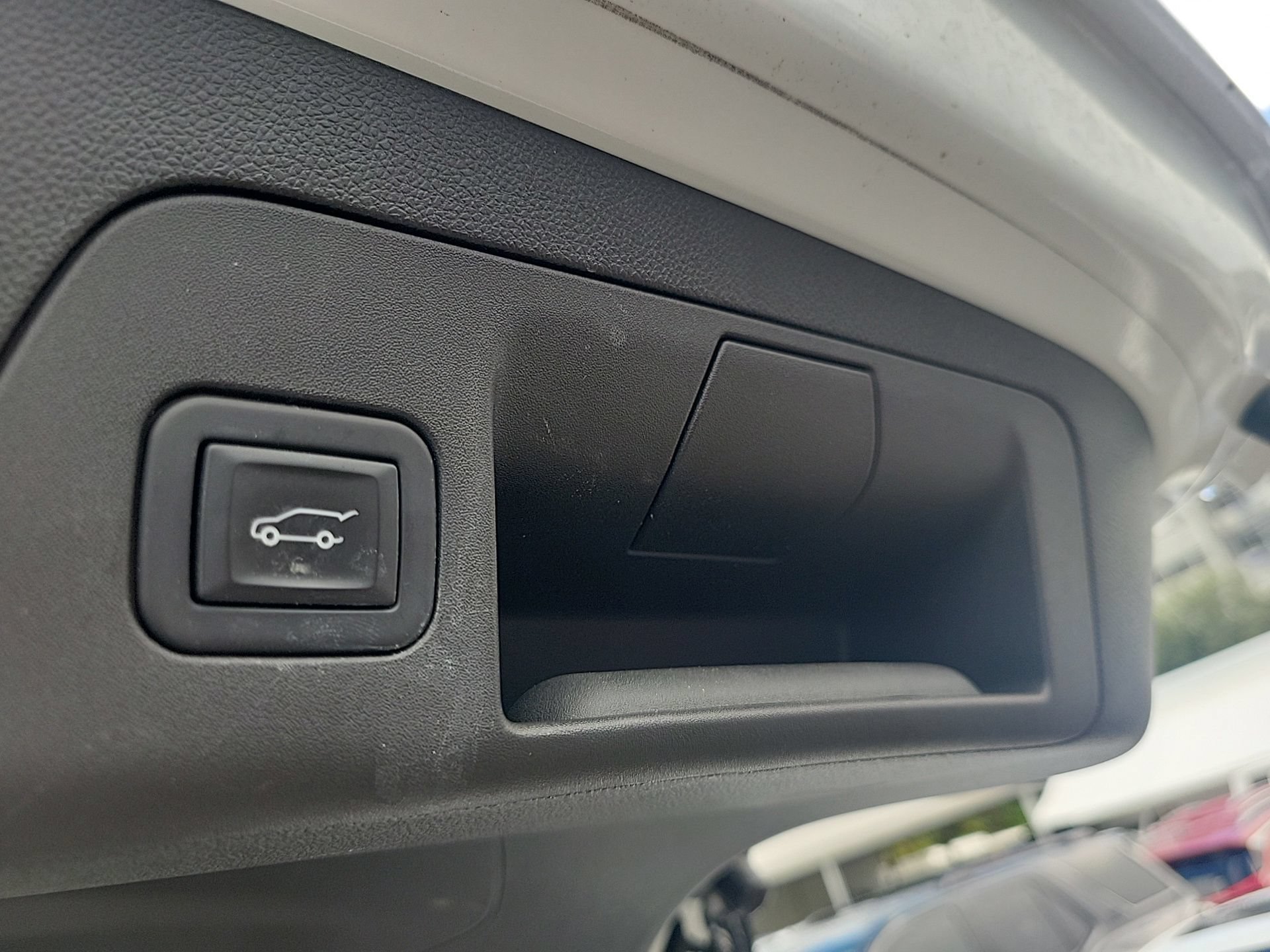 Used 2023 Buick Envision Essence AWD/4WD image 14