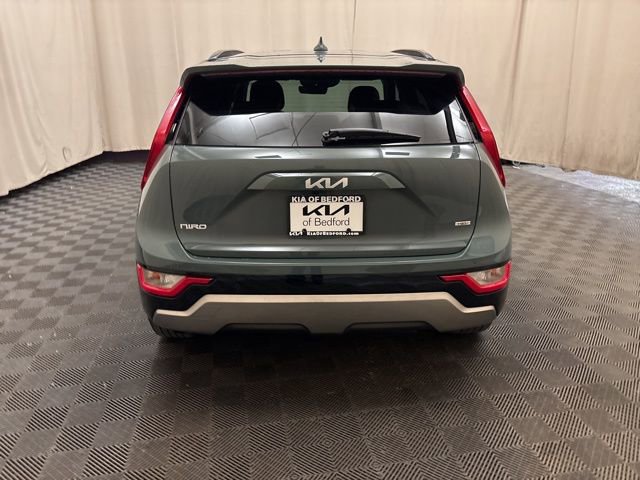 Certified 2023 Kia Niro EX Touring image 6