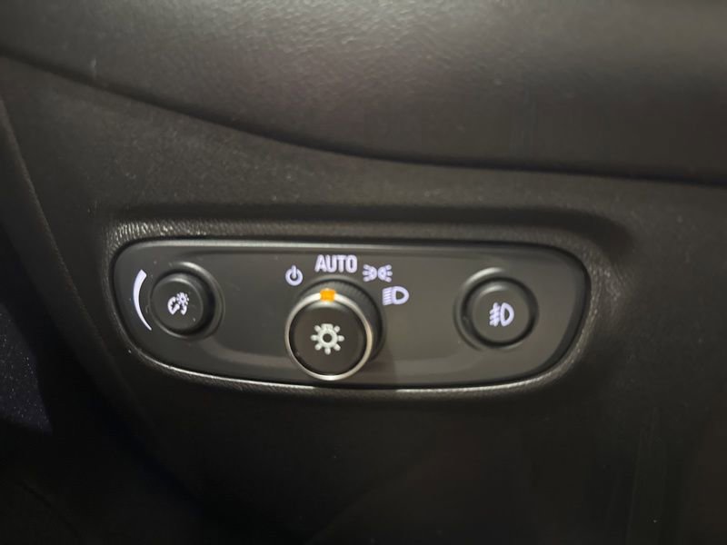 Used 2021 Chevrolet Equinox LT AWD/4WD image 24