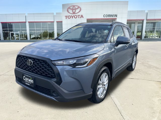 Used 2024 Toyota Corolla Cross LE AWD/4WD image 7