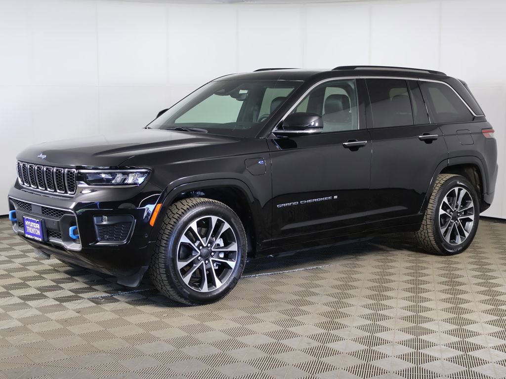 Used 2022 Jeep Grand Cherokee Overland AWD/4WD image 12
