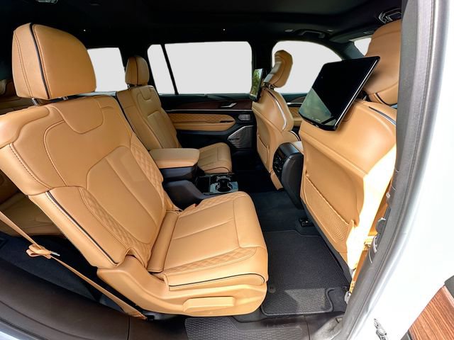 Used 2024 Jeep Grand Cherokee L Summit w/ Advanced Protech Group IV image 31