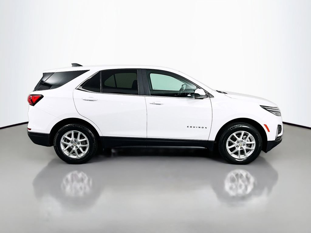 Used 2023 Chevrolet Equinox LT w/ Driver Convenience Package AWD/4WD image 4