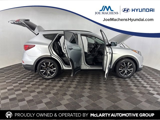 Used 2018 Hyundai Santa Fe Sport image 14