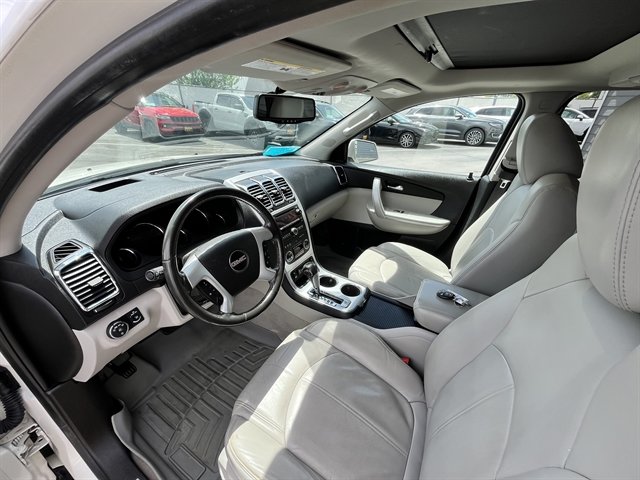 Used 2012 GMC Acadia SLT w/ Technology Package AWD/4WD image 12