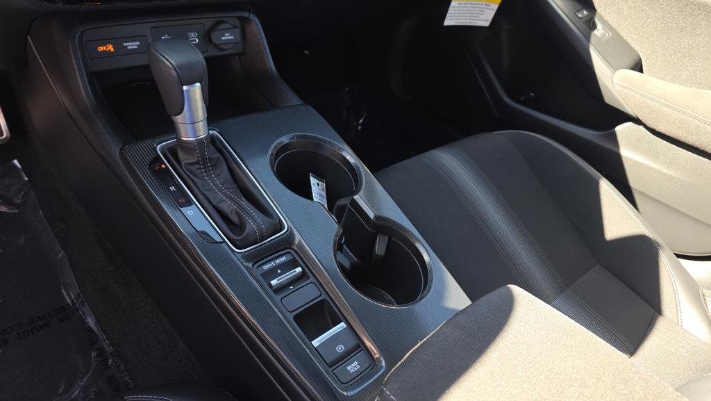 Used 2025 Honda Civic Sport image 25