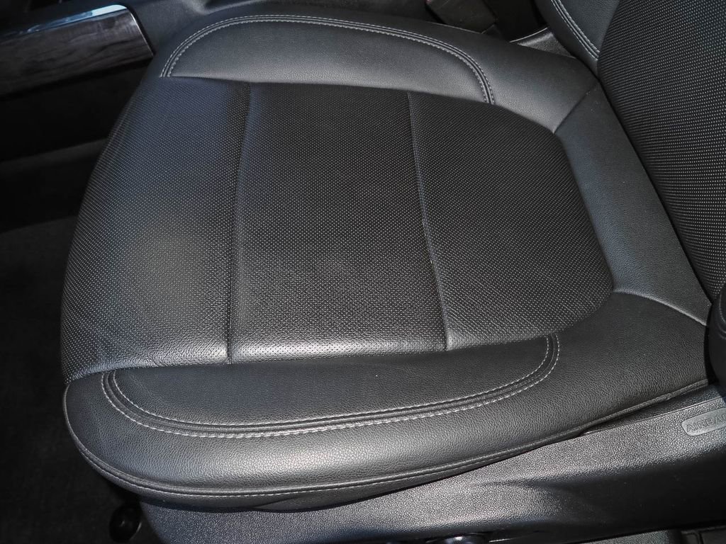 Certified 2022 Chevrolet Silverado 1500 LTZ w/ Safety Package II image 22