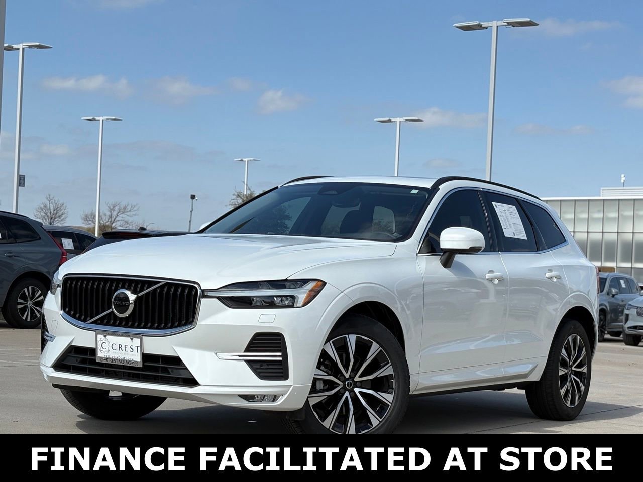 Certified 2023 Volvo XC60 B5 Core image 2
