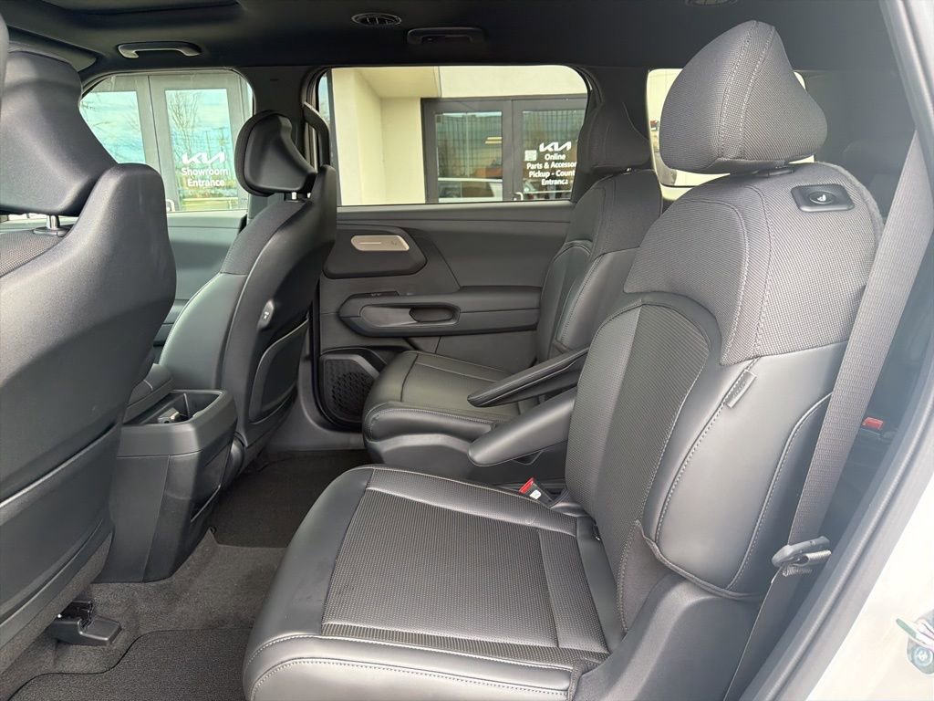 New 2027 Kia Telluride S image 21