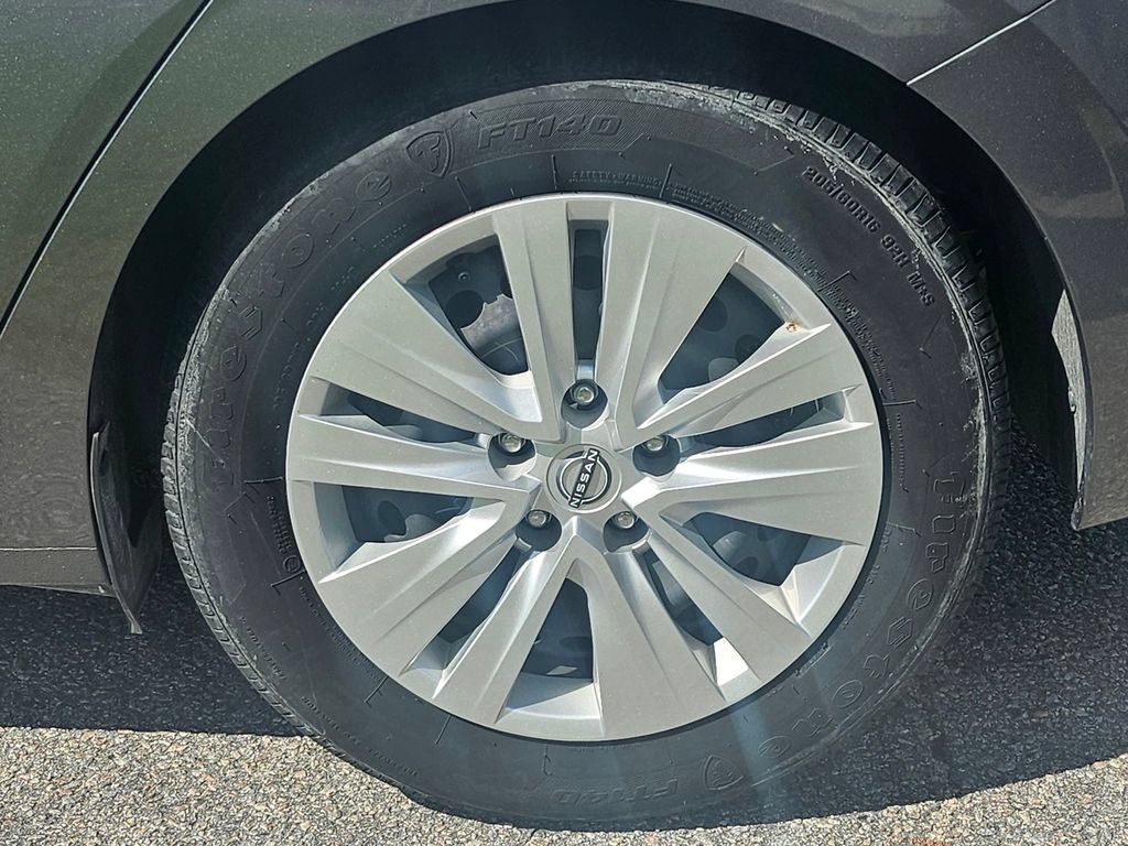 Used 2024 Nissan Sentra S FWD image 14