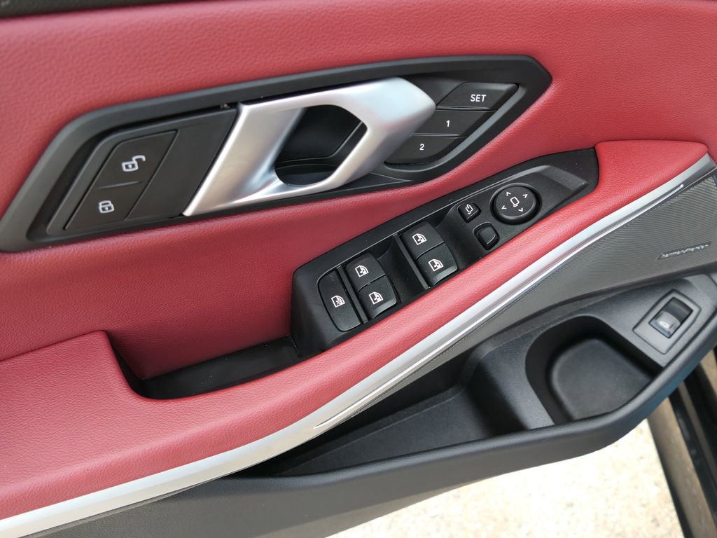 Used 2025 BMW M340i w/ Premium Package image 13