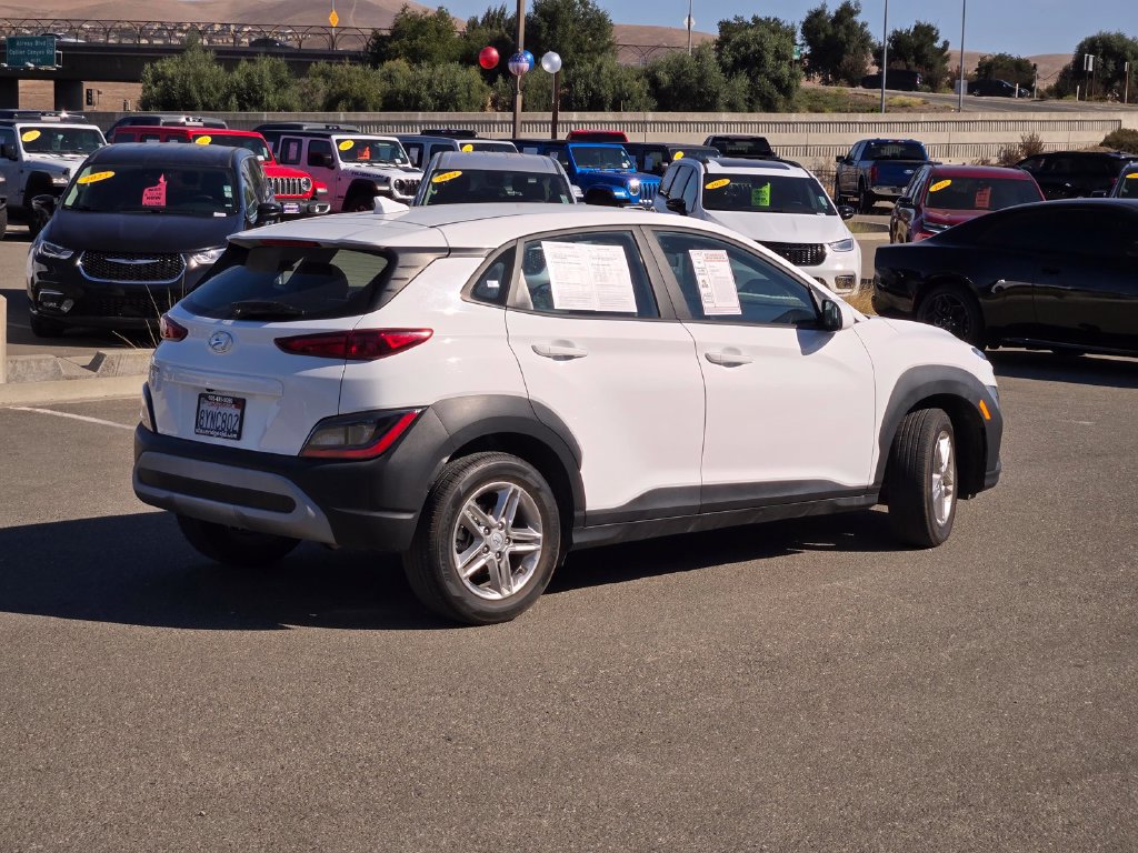 Used 2022 Hyundai Kona SE FWD image 36