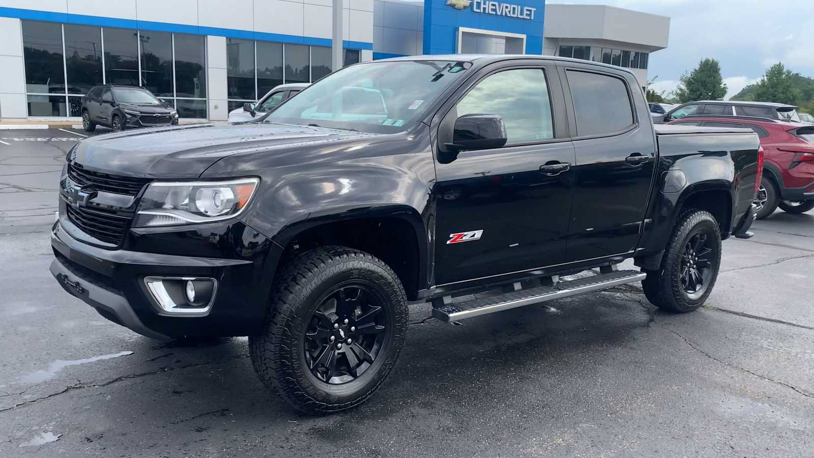 Used 2019 Chevrolet Colorado Z71 w/ Z71 Midnight Edition AWD/4WD image 4